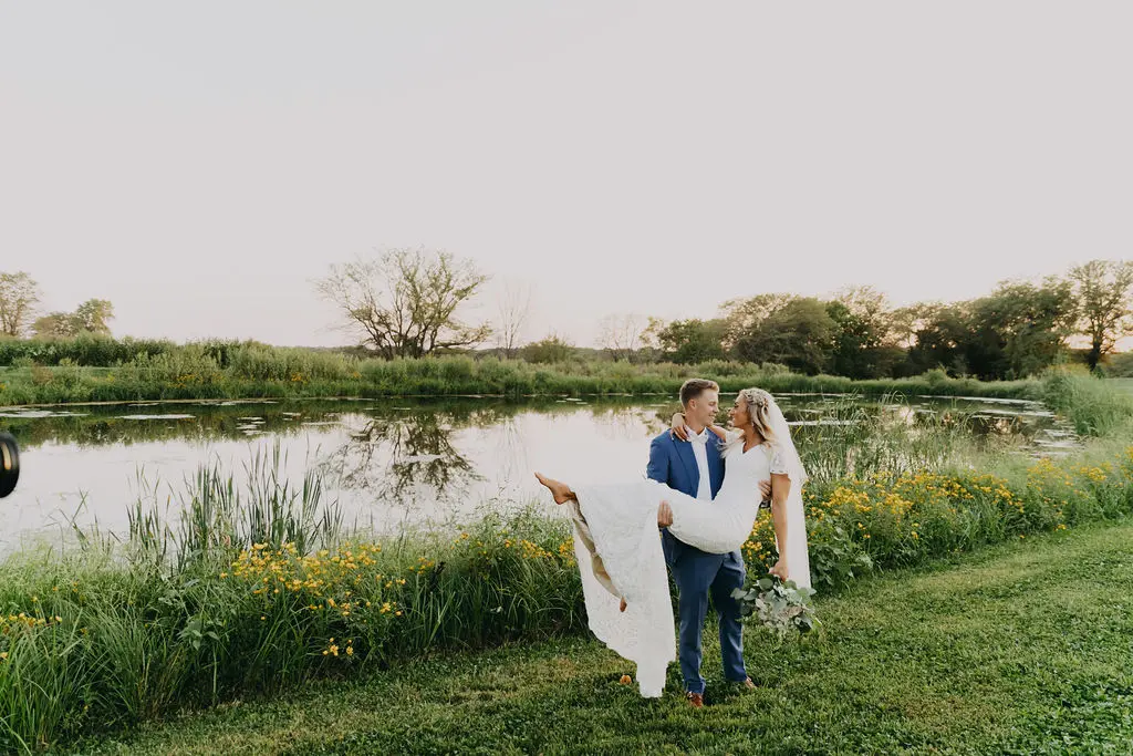 sarah and tyler at our kansas city wedding barn