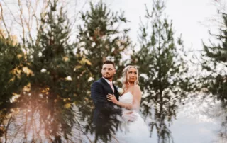 BS outdoor couple shots | unique wedding venues in kansas city